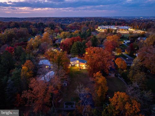 407 Clairemont Rd, VILLANOVA, PA, 19085-1705 | Card Image