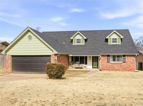 3111 E 78th Pl, Tulsa, OK, 74136-8731 | Card Image