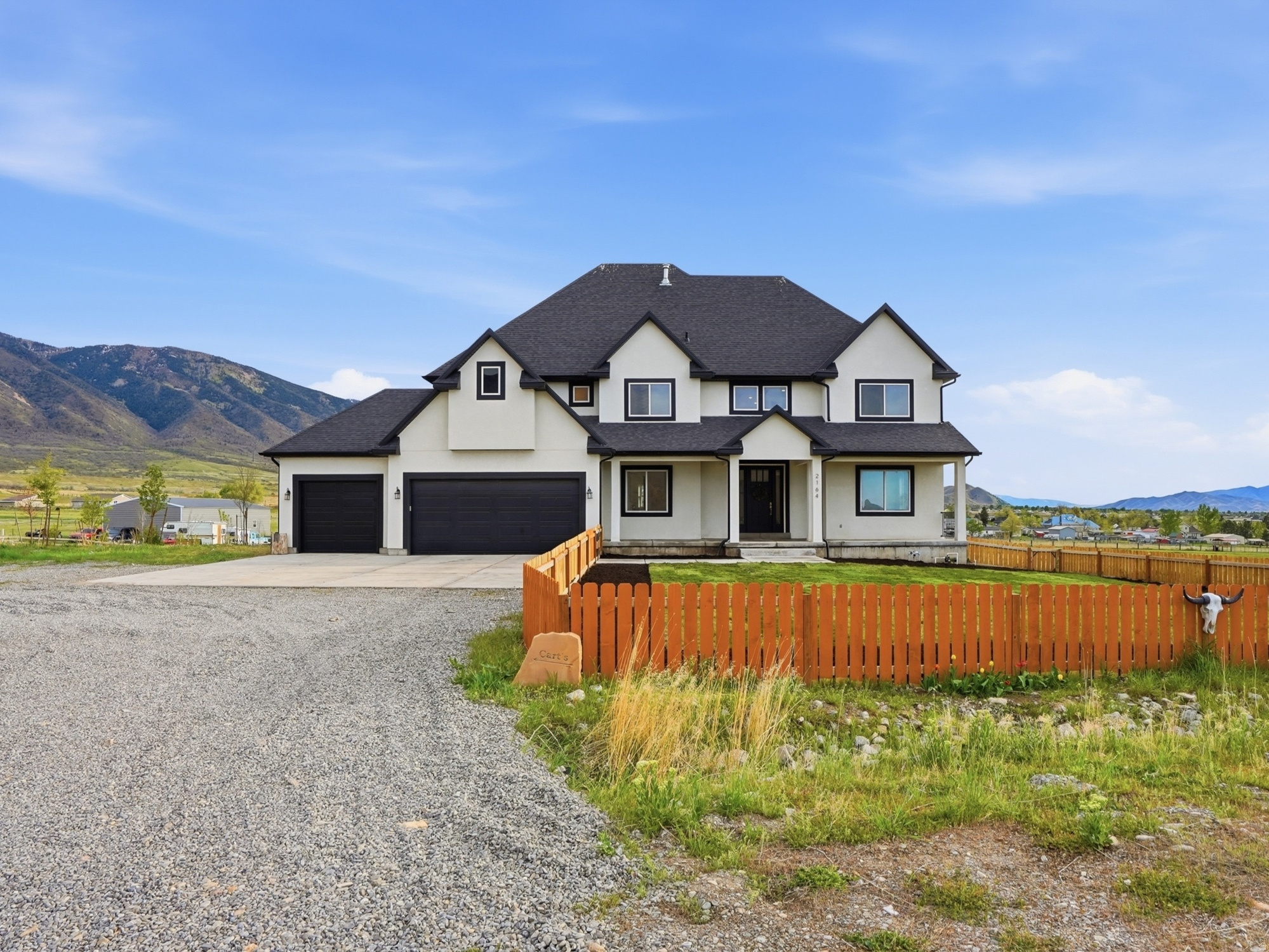 Residential in Pine Canyon 3