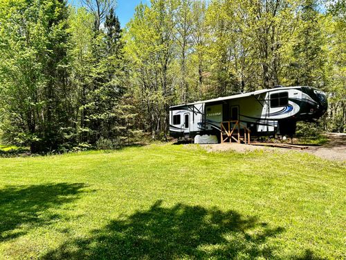 3451 E Alger Grade, Two Harbors, MN, 55616-1269 | Card Image