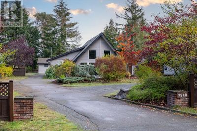 7940 Northwind Dr, House other with 5 bedrooms, 4 bathrooms and 3 parking in Lantzville BC | Image 2