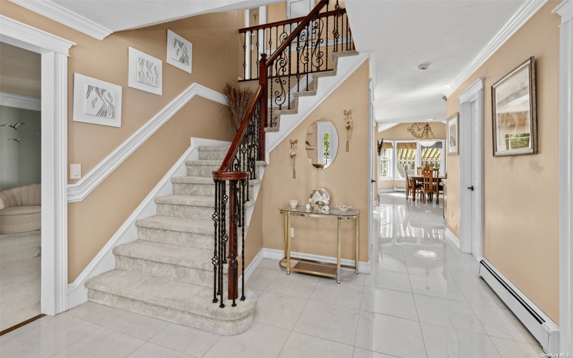 Columbus Ave, Kings Park, NY 11754