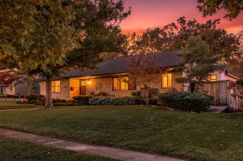 9236 Chiswell Road, Dallas, TX, 75238 | Card Image