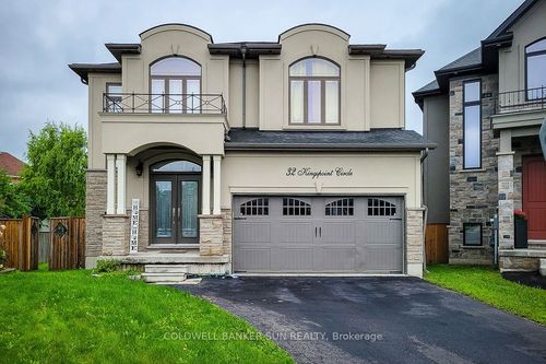 32 Kingspoint Cir, Stoney Creek, ON, L8E6C5 | Card Image