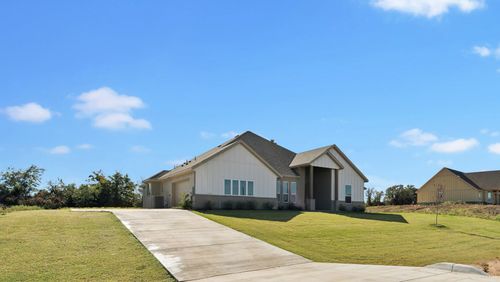 213 Blackjack Xing, Paradise, TX, 76073 | Card Image