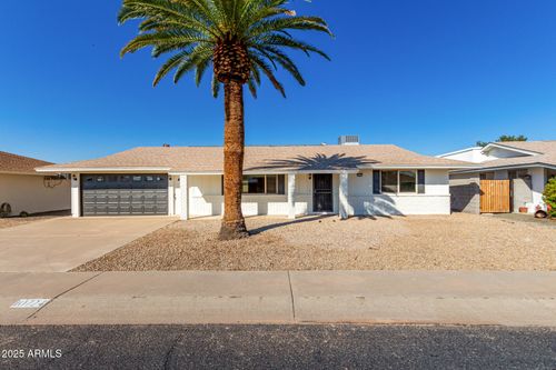 10724 W Camelot Cir, Sun City, AZ, 85351-1509 | Card Image