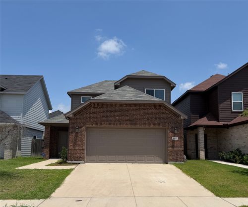 2237 Diamond Dr, Grand Prairie, TX, 75051-3967 | Card Image