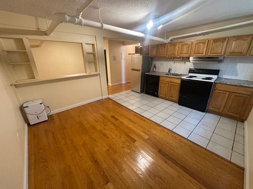 apt-13-313 Summit Ave, Boston, MA, 02135-7517 | Card Image