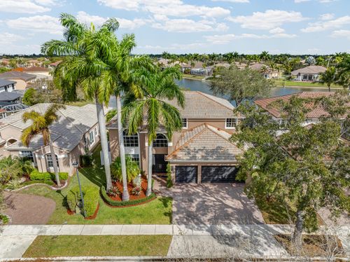 13815 Nw 11th, Pembroke Pines, FL, 33028 | Card Image