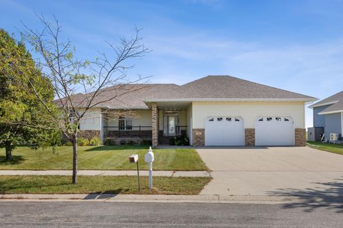 766 36th St S, Moorhead, MN, 56560-8108 | Card Image