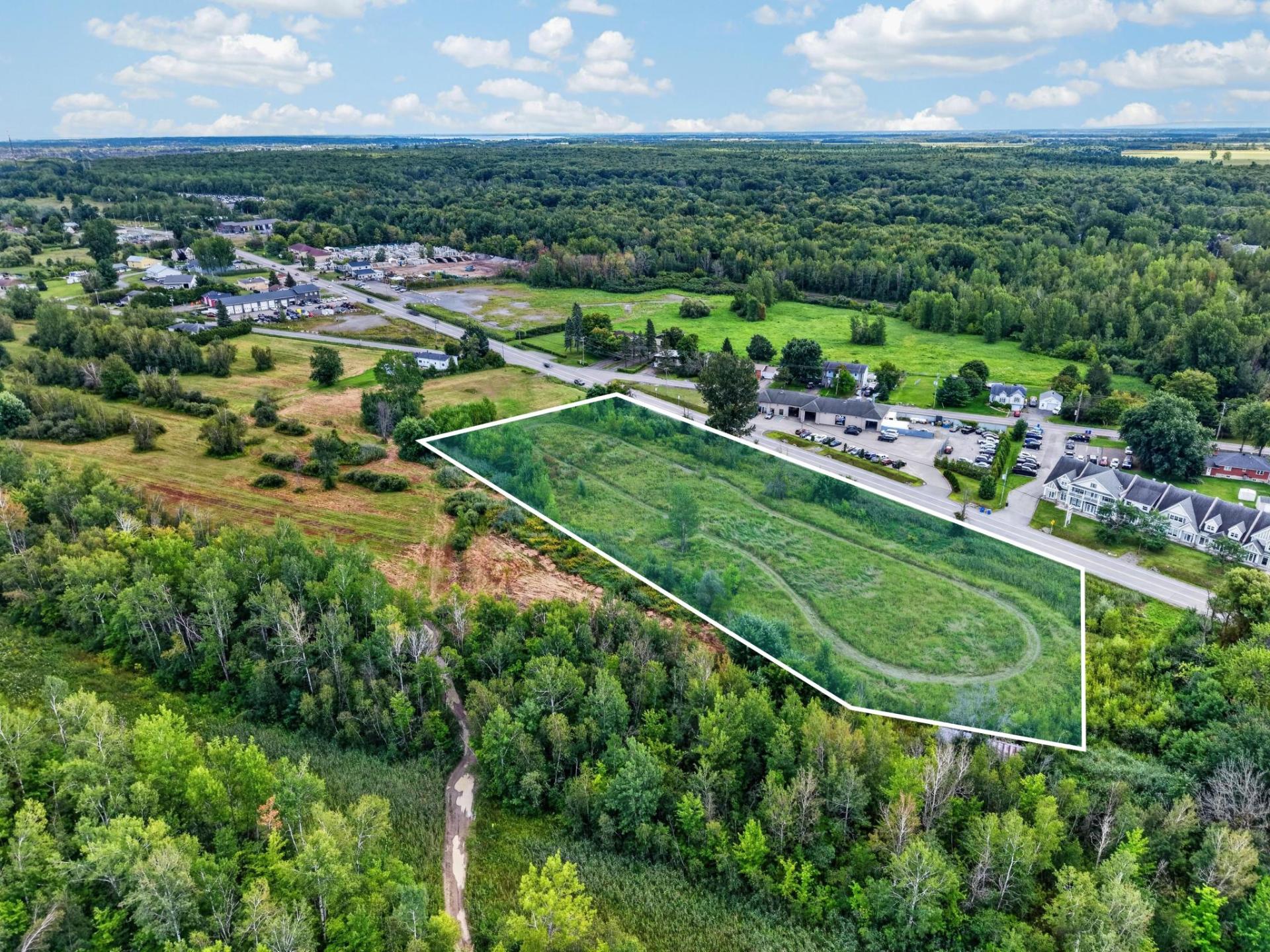Land in Saint-Lazare 3