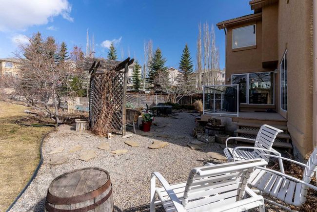 461 Sienna Heights Hill Sw, House other with 3 bedrooms, 3 bathrooms and 4 parking in Calgary AB | Image 23