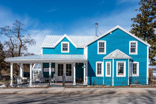 1172 Main St, Verona, ON, K0H2W0 | Card Image