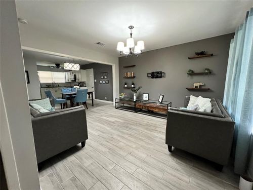 106 Avenue G, Sugar Land, TX, 77498-2914 | Card Image