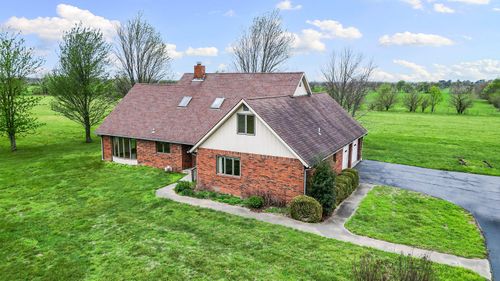 13258 Raccoon Rd, Granby, MO, 64844-7367 | Card Image