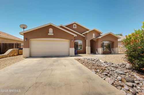 3560 Sierra Bonita Ave, Las Cruces, NM, 88012-0783 | Card Image