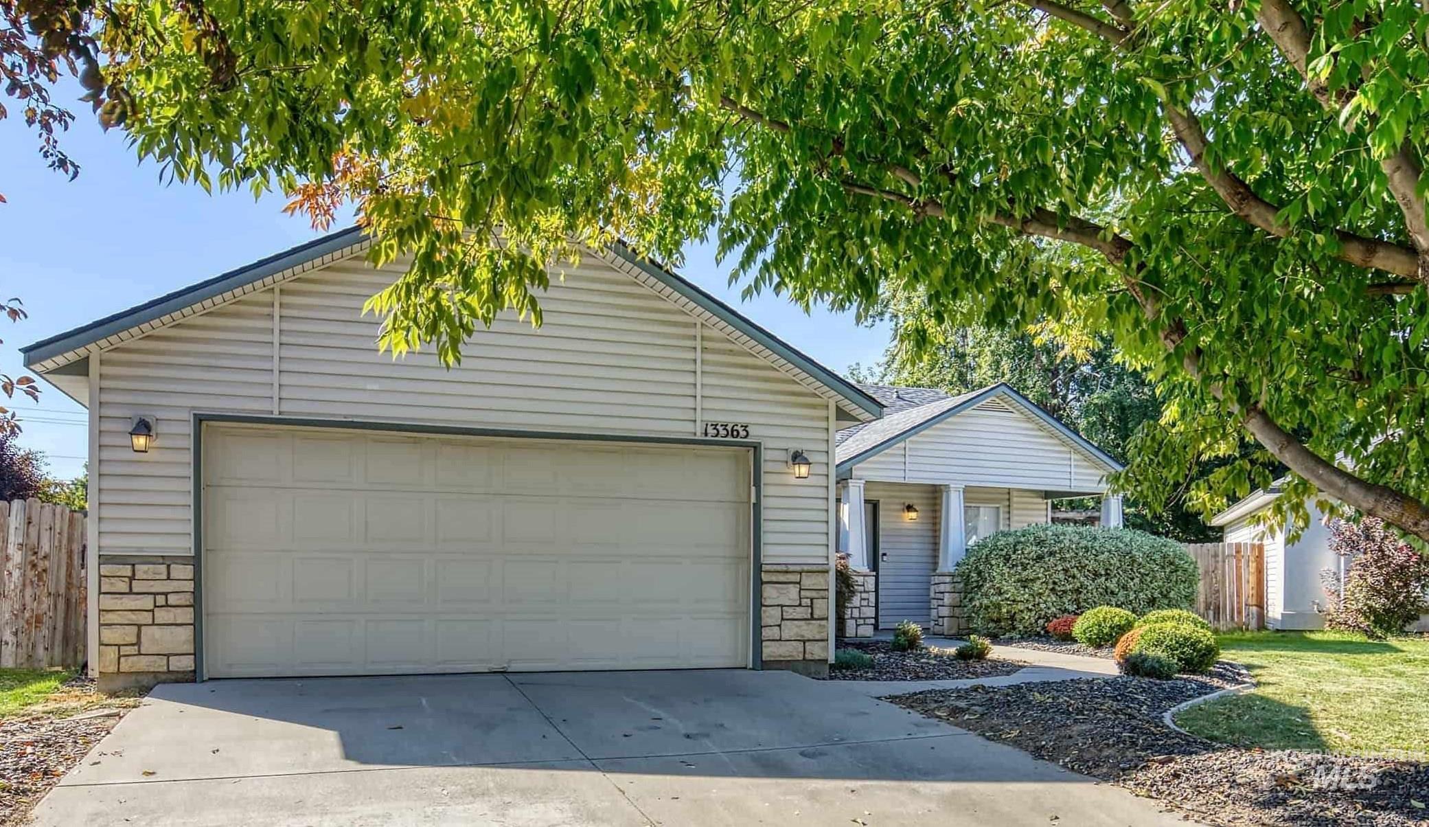 Fernleaf St, Boise, ID 83713