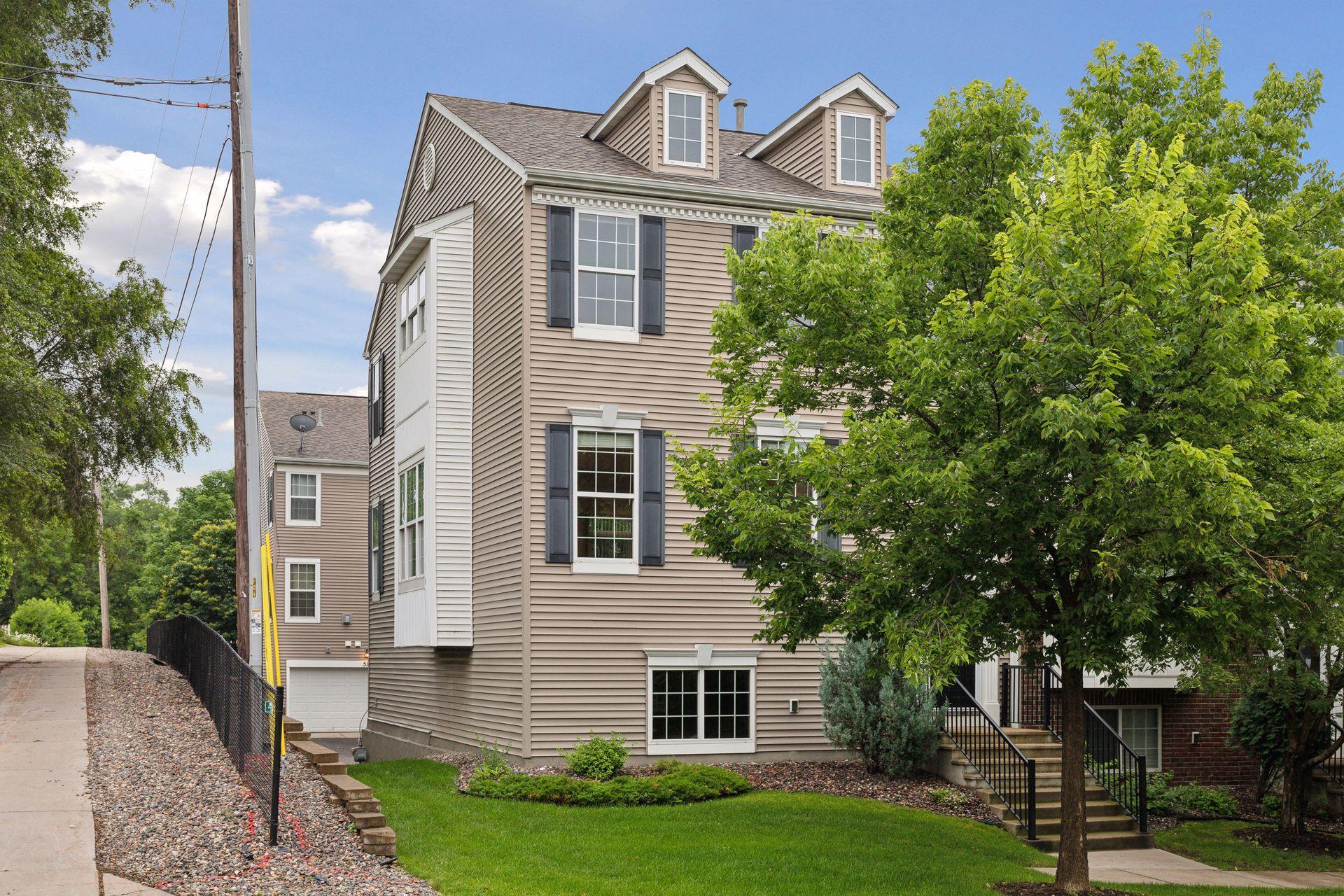 41st Ave, Minneapolis, MN 55422
