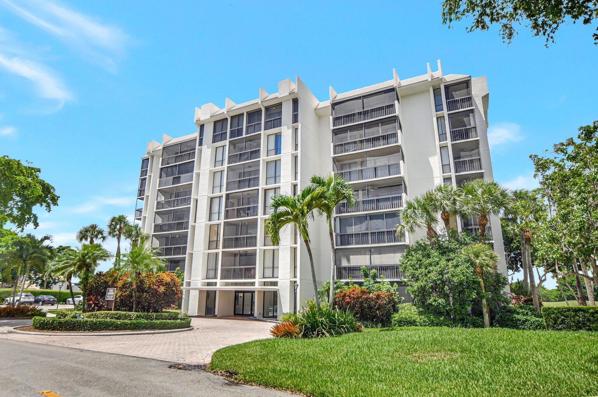 Bridgewood Dr, Boca Raton, FL 33434