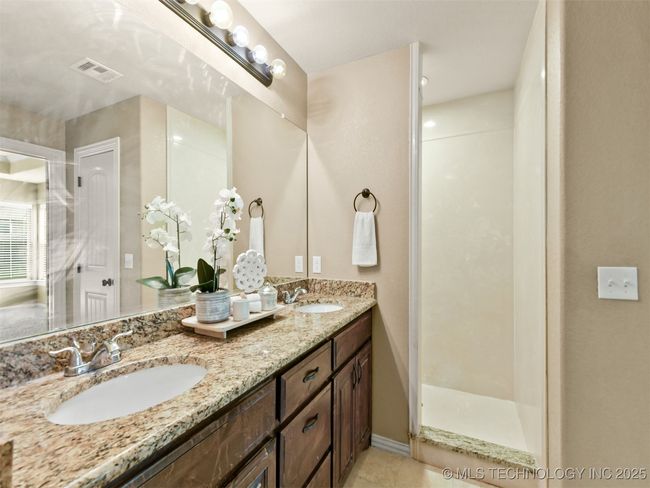 305 Hidden Path, House other with 3 bedrooms, 2 bathrooms and null parking in Ardmore OK | Image 21