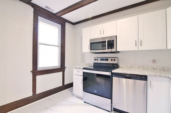 UPPER - 4 Columbine Ave, House other with 4 bedrooms, 2 bathrooms and null parking in Toronto ON | Image 6