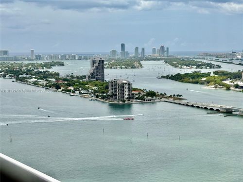 apt-3512-1800 N Bayshore Dr, Miami, FL, 33132-3233 | Card Image