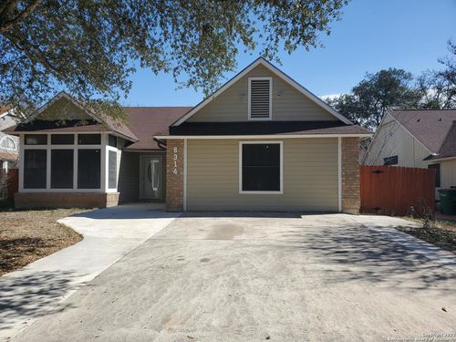 8314 Clays Pt, San Antonio, TX, 78250-2883 | Card Image