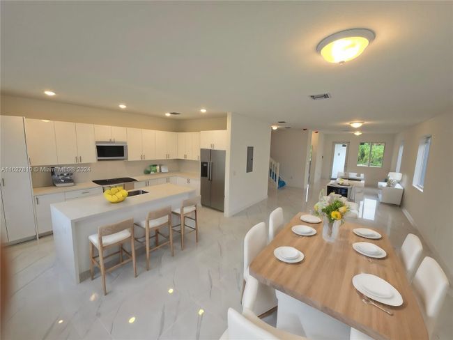 A - 22465 Sw 125 Ave, Townhouse with 5 bedrooms, 4 bathrooms and null parking in Miami FL | Image 4