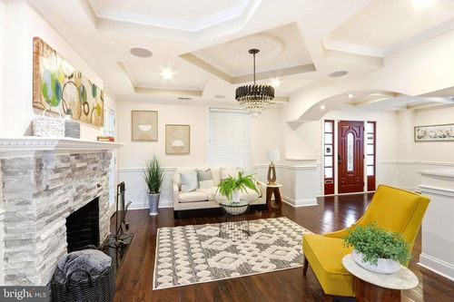 3211 Dorchester Rd, BALTIMORE, MD, 21215-7459 | Card Image