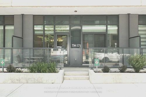 th-17-4055 Parkside Village Dr, Mississauga, ON, L5B0K8 | Card Image