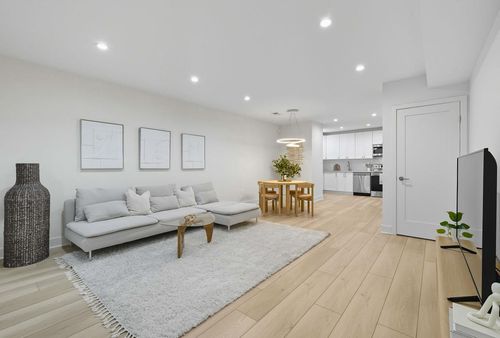 1-2812 13th St Nw, WASHINGTON, DC, 20009-5318 | Card Image