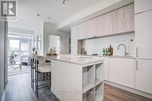 1106-89 Church St, Toronto, ON, M5C2G2 | Card Image