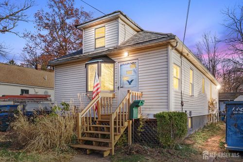 1809 W 4th St, Piscataway, NJ, 08854-1656 | Card Image