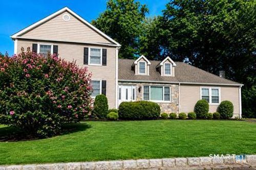 56 Maitland Rd, Stamford, CT, 06906-2103 | Card Image