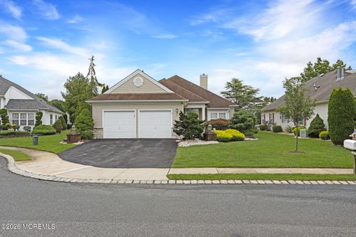3 Clermont Ct, Manchester, NJ, 08759-6172 | Card Image