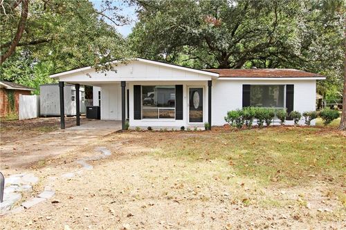 5819 Caroline Dr, Alexandria, LA, 71301-2406 | Card Image