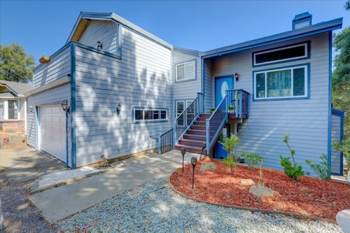 11594 Madrone Court, Auburn, CA, 95602 | Card Image