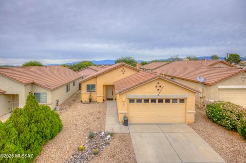 62 W James Wade Place, Vail, AZ, 85641 | Card Image