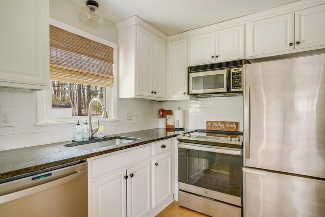 6 Diana Rd, House other with 3 bedrooms, 2 bathrooms and null parking in Derry NH | Image 15