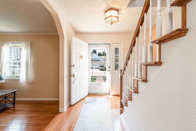 1872 Contessa Dr, House other with 4 bedrooms, 3 bathrooms and null parking in Bismarck ND | Image 6