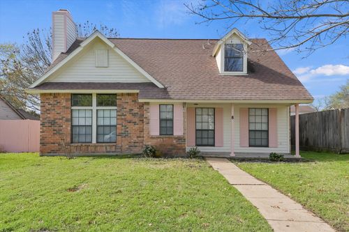8 Hawthorne Circle, Allen, TX, 75002 | Card Image