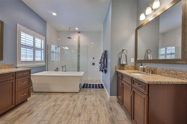 6016 Shadowlake Dr, House other with 4 bedrooms, 3 bathrooms and null parking in APOLLO BEACH FL | Image 32