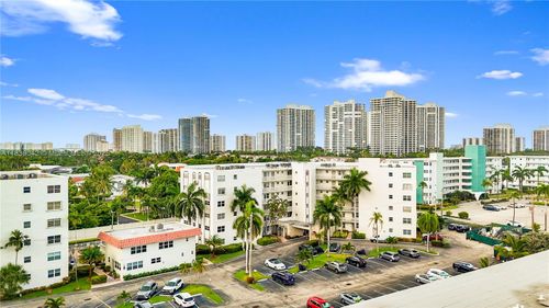 103-3181 S Ocean Dr, Hallandale Beach, FL, 33009 | Card Image