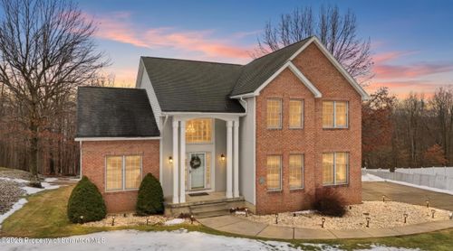 119 Sunset St, Archbald, PA, 18403-1993 | Card Image