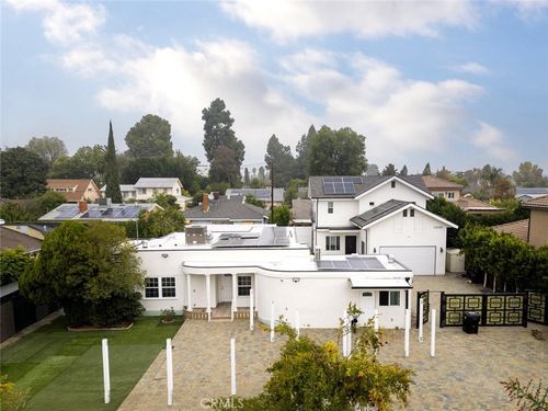 13551 Hart St, Van Nuys, CA, 91405-3452 | Card Image