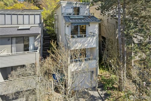 4014 57th Avenue Sw, Seattle, WA, 98116 | Card Image