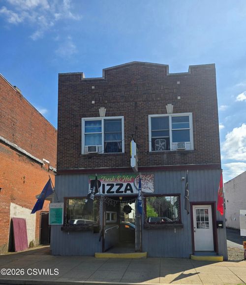 33 S Oak St, Mount Carmel, PA, 17851-2155 | Card Image
