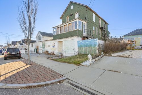 47 Hartford Ave, Old Lyme, CT, 06371-2227 | Card Image