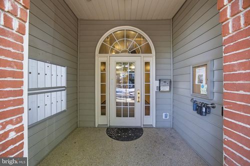 101-18809 Sparkling Water Drive, GERMANTOWN, MD, 20874 | Card Image