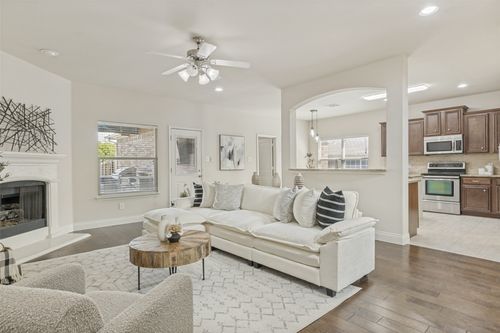 1136 Hidden Lakes Way, Rockwall, TX, 75087-6113 | Card Image
